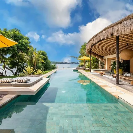 Katoni Villa Lembongan Exterior photo